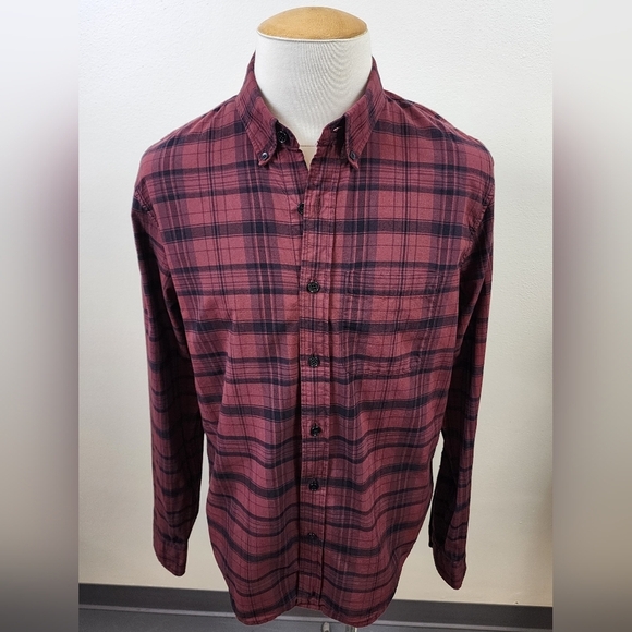 Abercrombie & Fitch Men's Red Plaid Button Front Shirt Standard Fit, sz LG - Picture 4 of 16